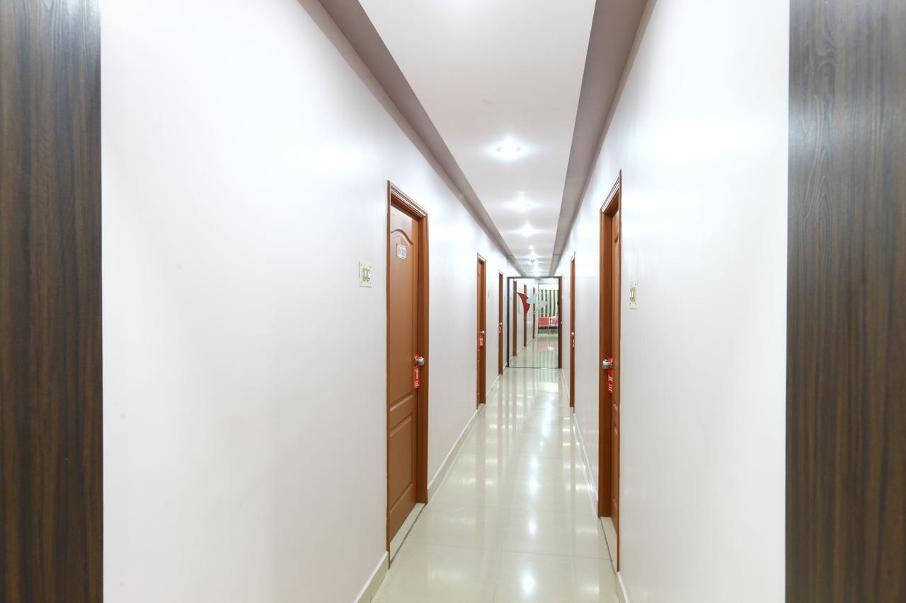 Oyo 7810 Keshiv Galaxy Inn Čennai Exteriér fotografie